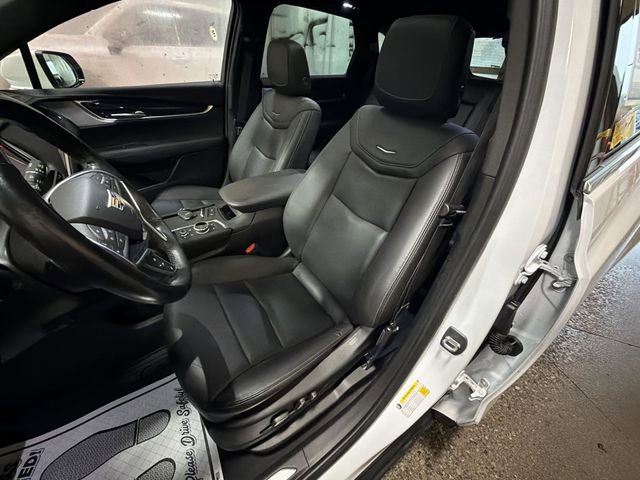 Used 2024 Cadillac XT5 Premium Luxury AWD/4WD image 11