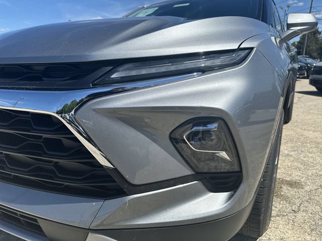 Used 2025 Chevrolet Blazer LT AWD/4WD image 47