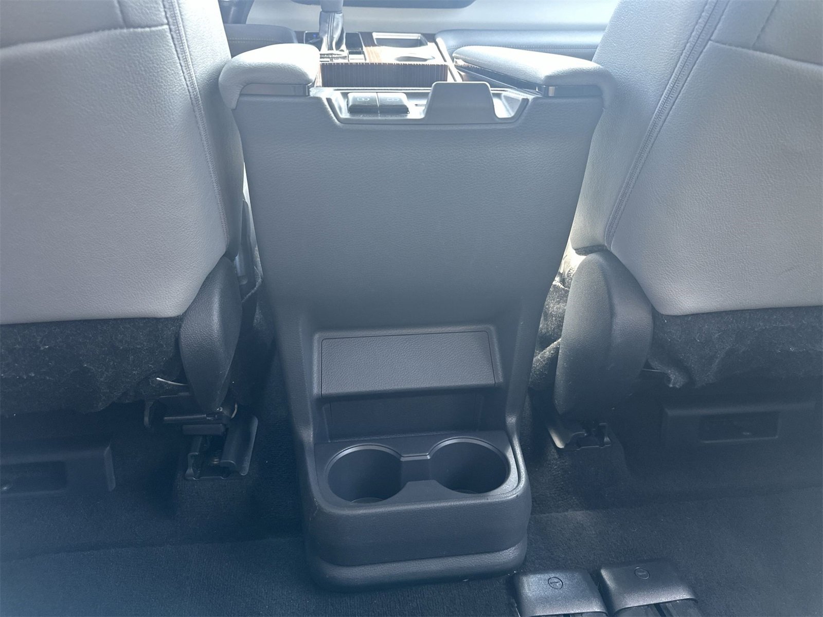 Used 2024 Toyota Sienna XLE image 20