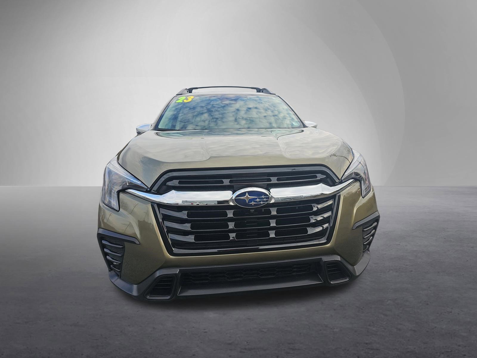 Used 2023 Subaru Ascent Limited w/ Technology Package image 9