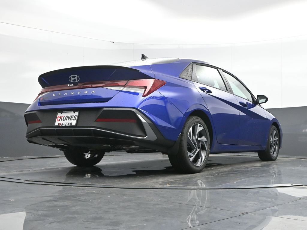 New 2025 Hyundai Elantra Sport image 45