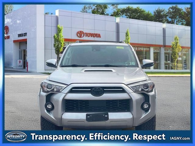 Certified 2022 Toyota 4Runner TRD Off-Road Premium image 2