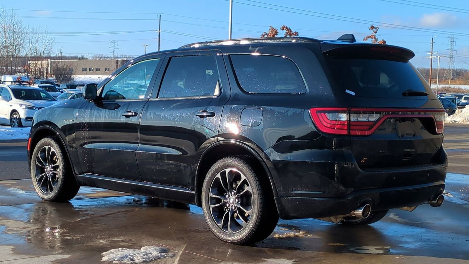 Used 2023 Dodge Durango R/T w/ Hemi Orange Plus Package image 5