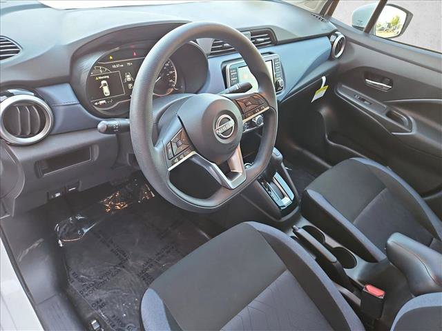 Certified 2025 Nissan Versa SV w/ Trunk Package FWD image 11