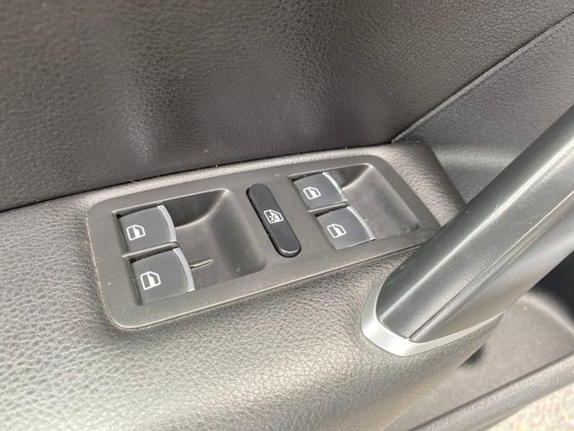 Used 2022 Volkswagen Passat 2.0T image 17