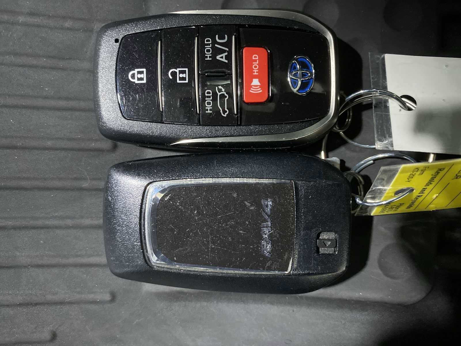 Used 2022 Toyota RAV4 XSE w/ Premium Package image 20