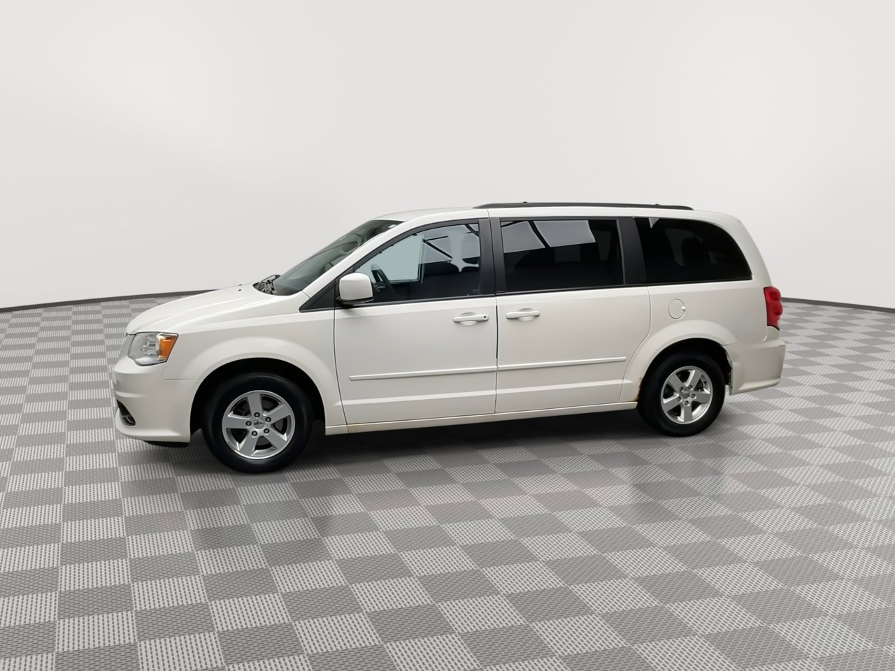 Used 2012 Dodge Grand Caravan SXT image 27