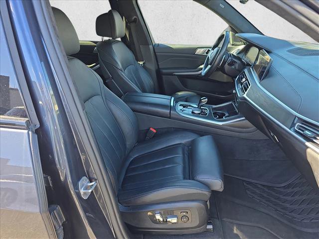 Used 2021 BMW X7 M50i w/ Cold Weather Package AWD/4WD image 10