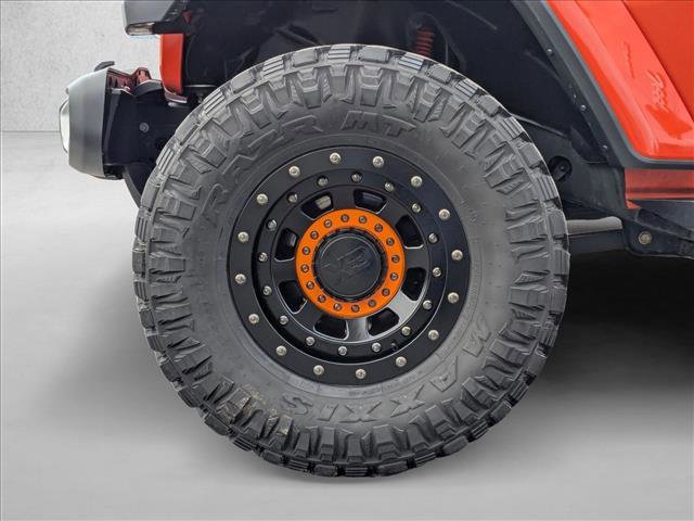 Used 2020 Jeep Wrangler Unlimited Sahara w/ Uconnect 4C Nav & Sound Group image 26