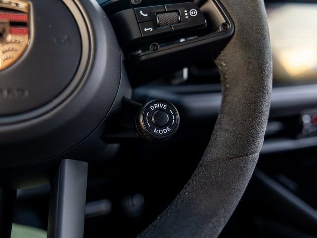 New 2026 Porsche Cayenne GTS image 29