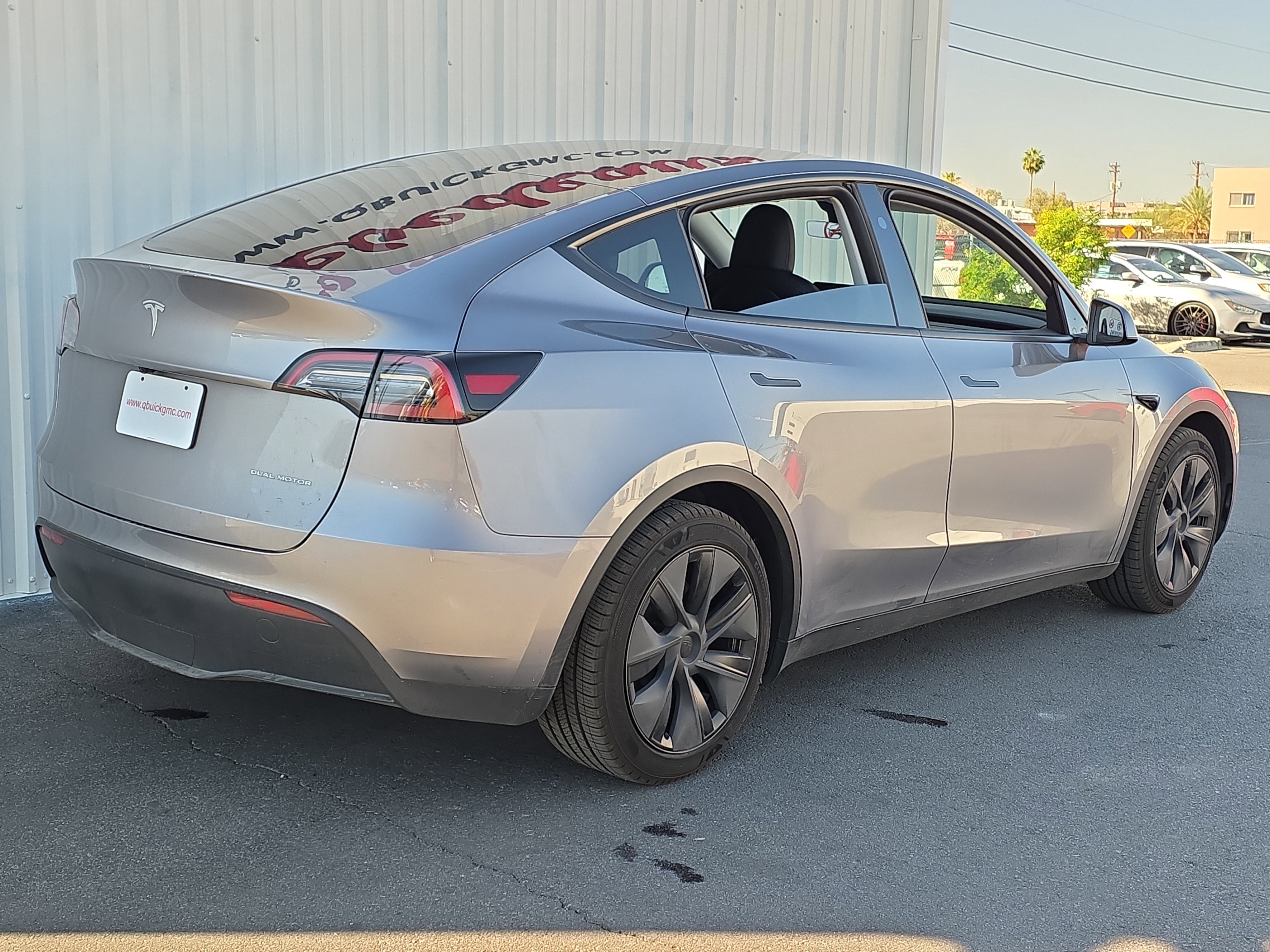 Used 2025 Tesla Model Y Long Range image 9