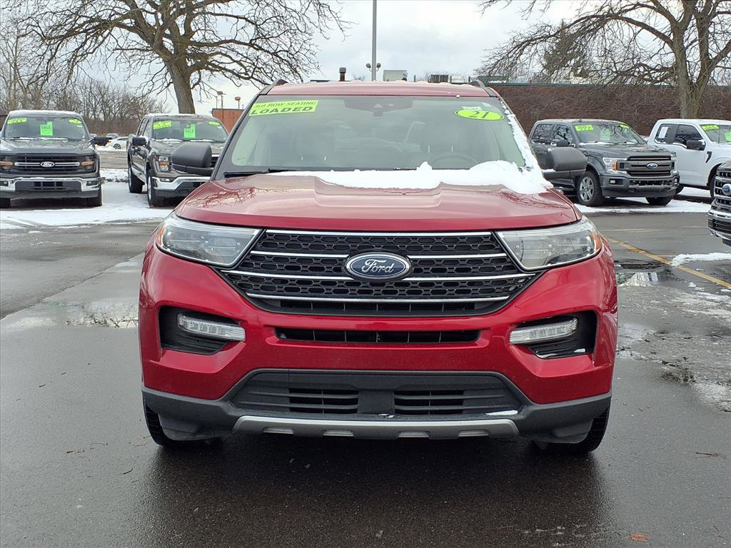 Used 2021 Ford Explorer XLT w/ Equipment Group 202A image 25