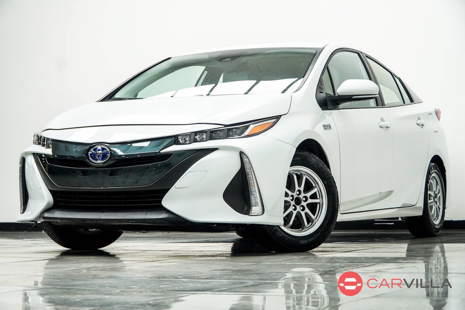 Used 2021 Toyota Prius Prime XLE FWD video 1