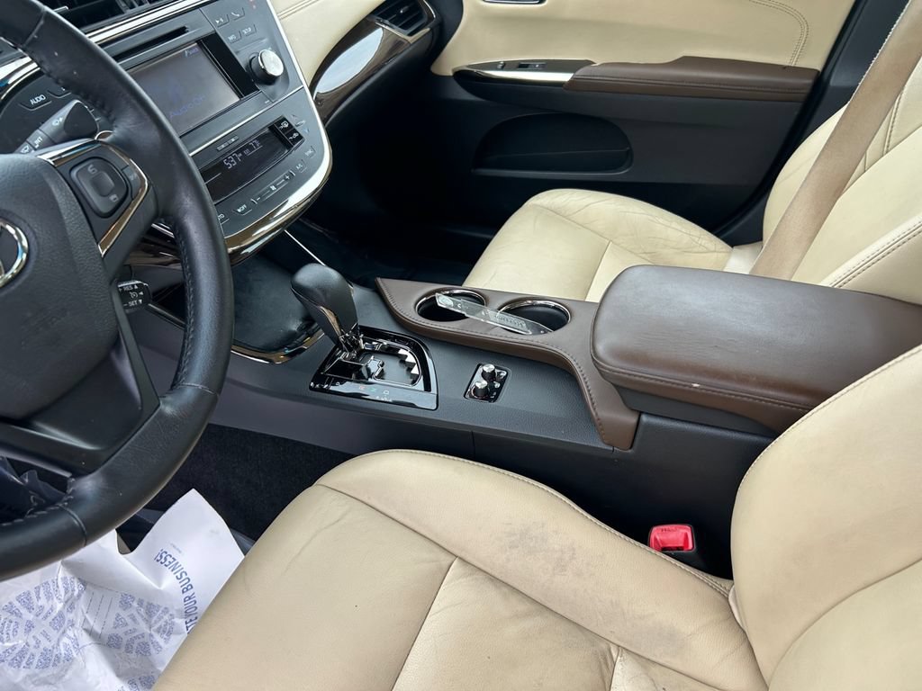 Used 2014 Toyota Avalon XLE FWD image 10