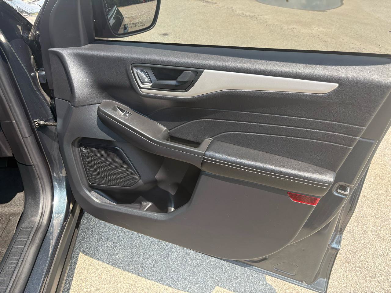 Used 2022 Ford Escape SE AWD/4WD image 40