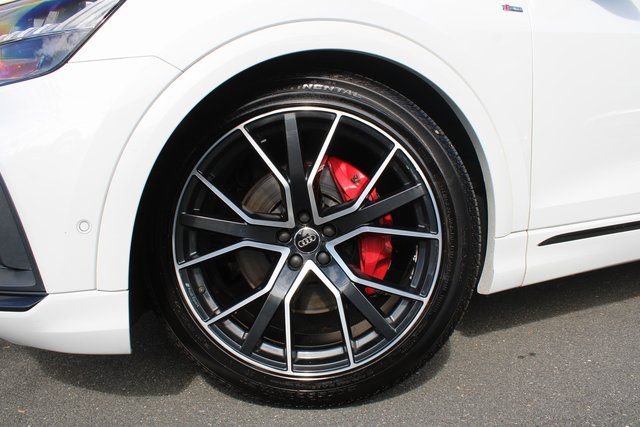 Used 2019 Audi Q8 Prestige w/ Luxury Package image 13