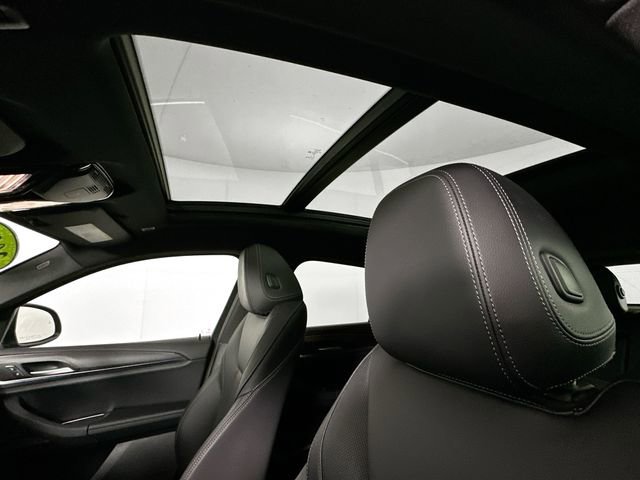 Used 2023 BMW X4 xDrive30i w/ Premium Package image 19