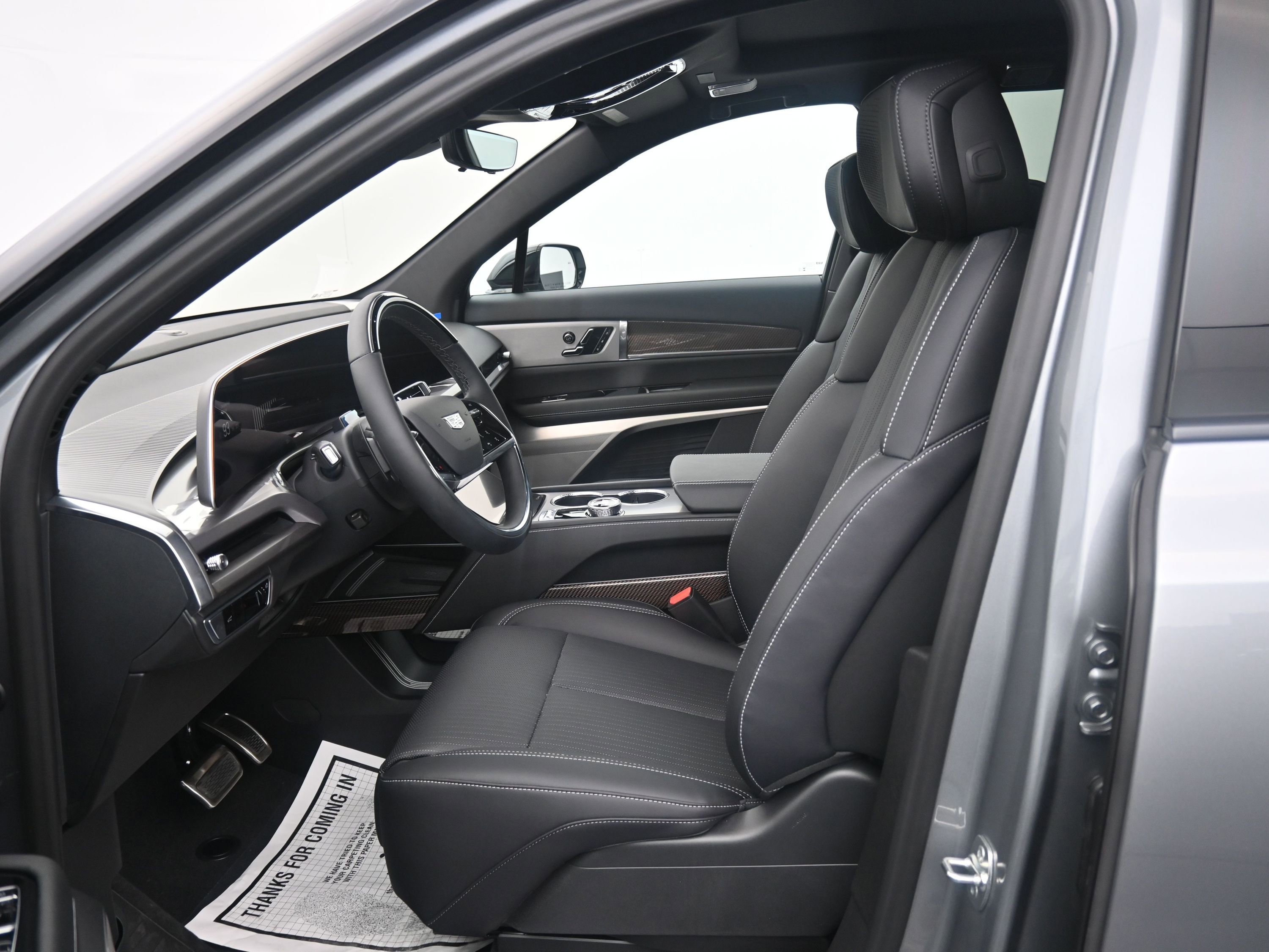 New 2026 Cadillac Vistiq Luxury w/ LPO, Floor Liner Package image 14