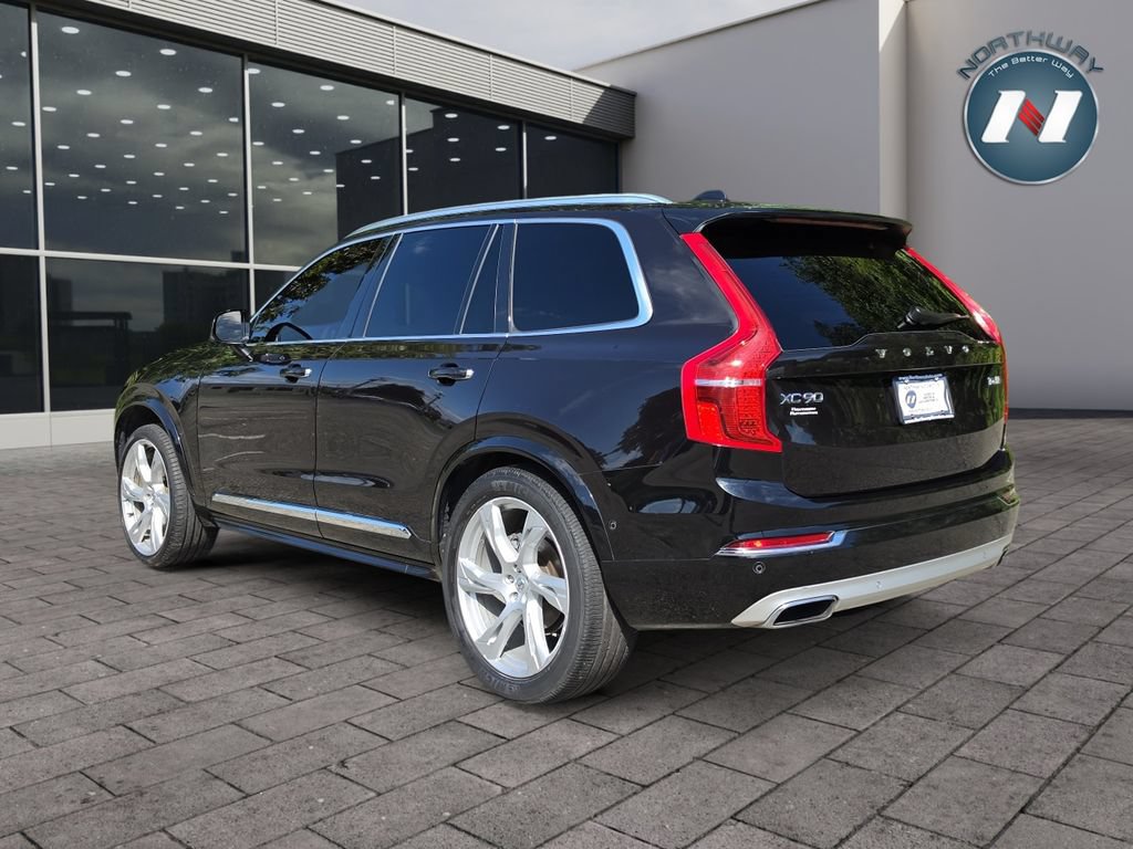 Used 2018 Volvo XC90 T6 Inscription w/ Convenience Package AWD/4WD image 3