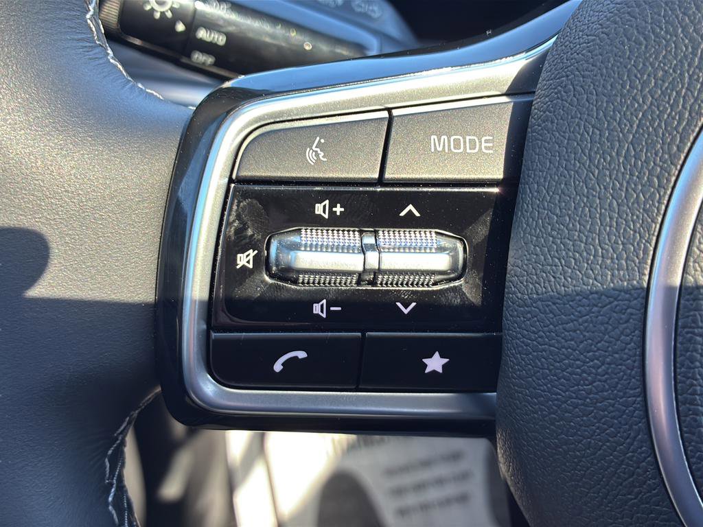 New 2025 Kia Sorento S w/ Panoramic Sunroof Package image 24