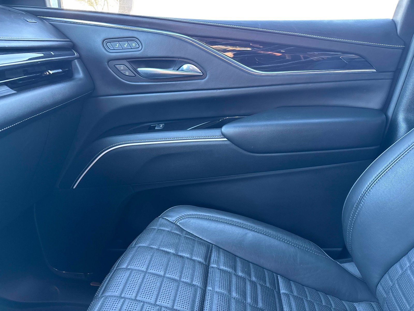 Used 2024 Cadillac Escalade V image 24