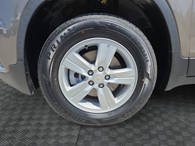 Used 2022 Chevrolet Trax LT w/ Driver Confidence Package AWD/4WD image 33