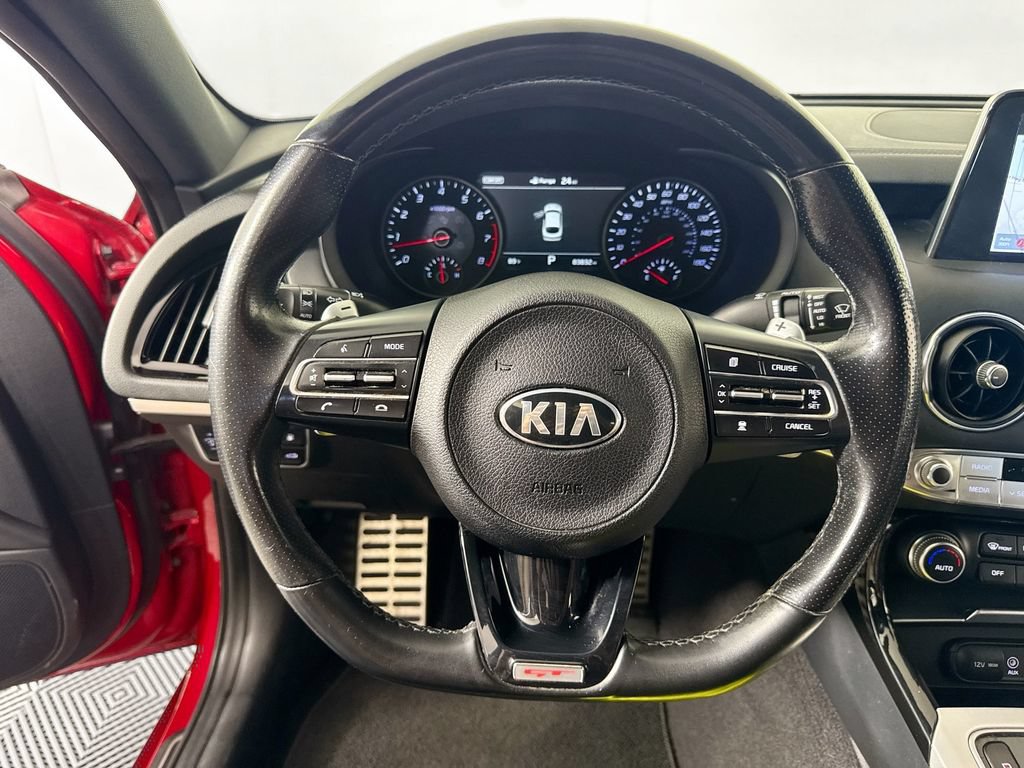 Used 2018 Kia Stinger GT2 RWD image 11