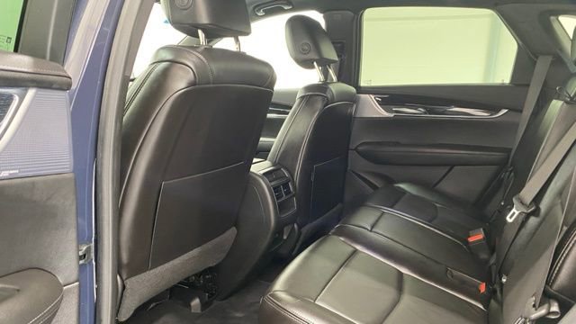 Used 2025 Cadillac XT5 Premium Luxury image 18