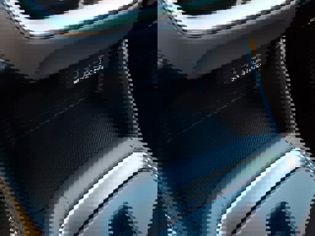 Certified 2025 Subaru Crosstrek 2.0i Premium image 40