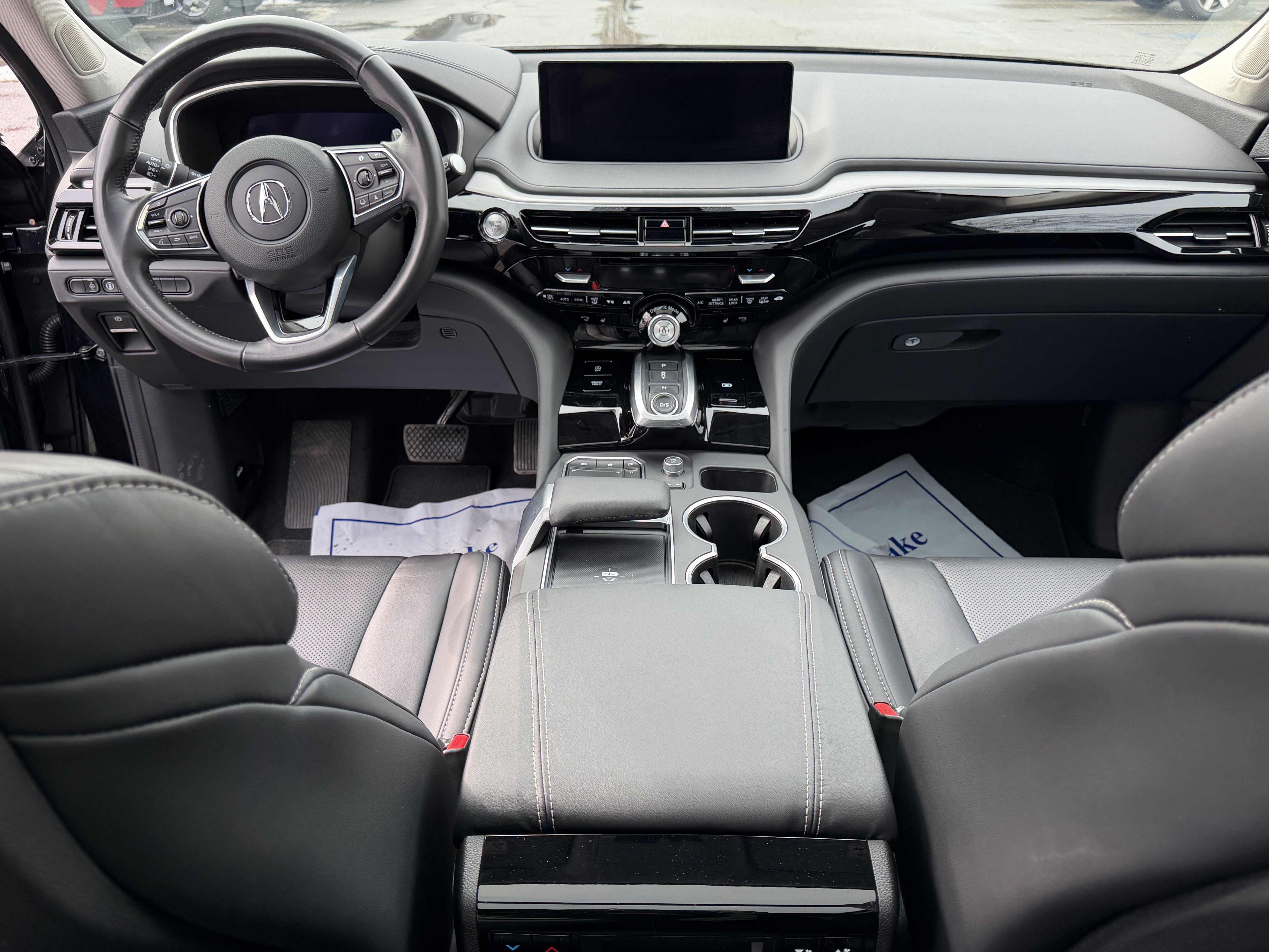 Used 2023 Acura MDX SH-AWD w/ Technology Package image 17