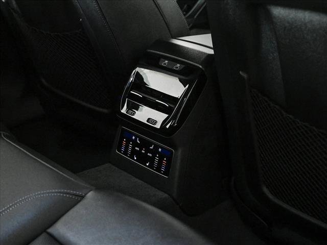 New 2026 Audi A6 Premium Plus AWD/4WD image 18