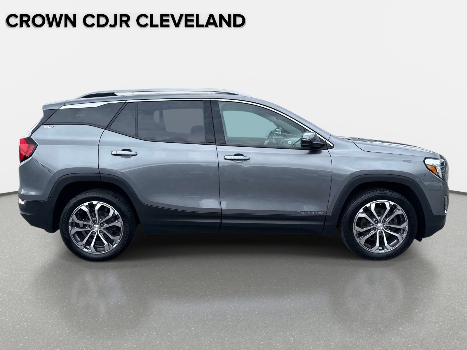 Used 2020 GMC Terrain SLT w/ Preferred Package AWD/4WD image 3