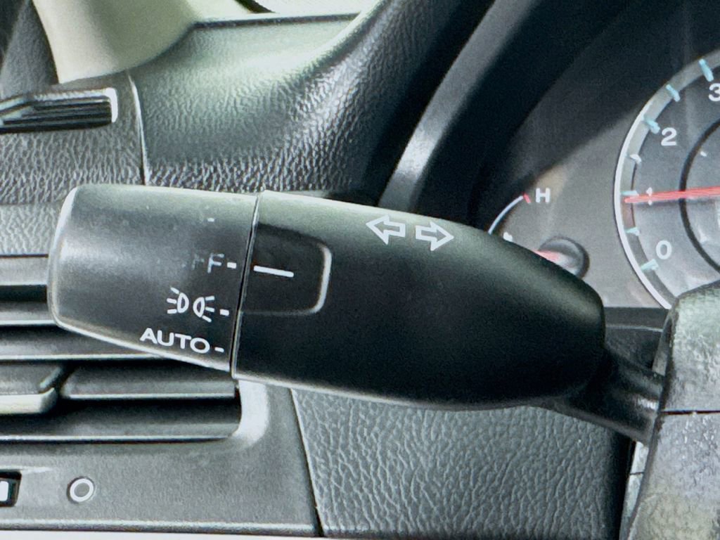 Used 2012 Honda Accord EX-L image 13