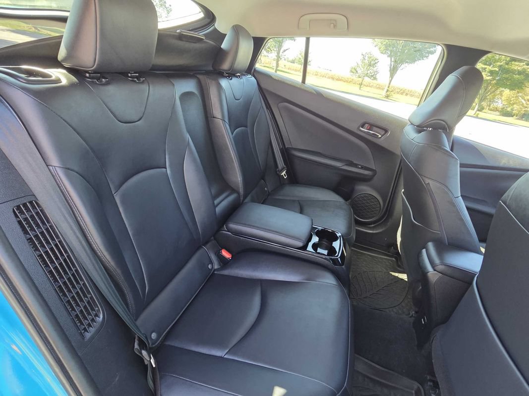 Used 2017 Toyota Prius Prime Advanced w/ Protection Package FWD image 13