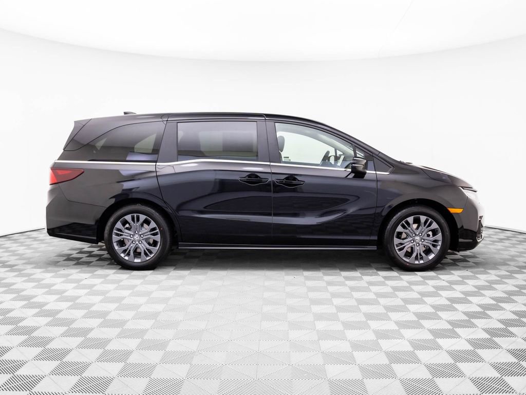 New 2026 Honda Odyssey Touring image 6