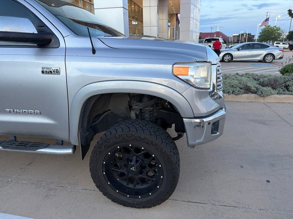 Used 2017 Toyota Tundra Limited w/ Limited Premium Package RWD image 11
