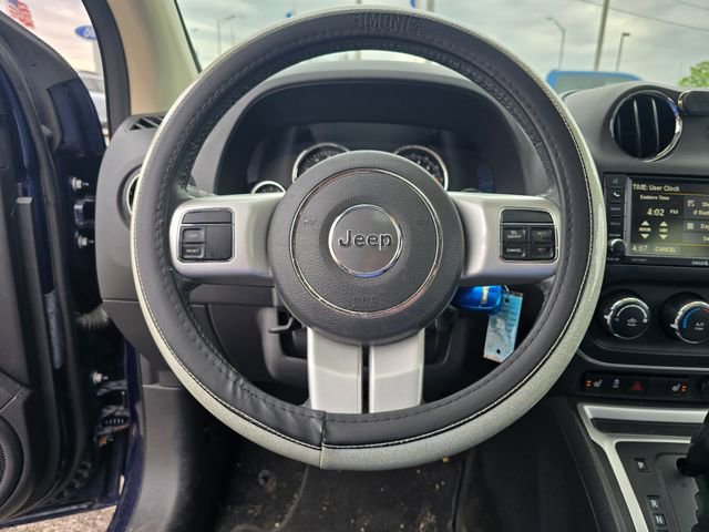 Used 2017 Jeep Compass High Altitude AWD/4WD image 22