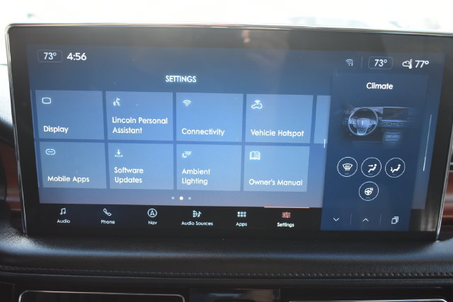 Used 2022 Lincoln Nautilus Reserve w/ Monochromatic Package AWD/4WD image 30
