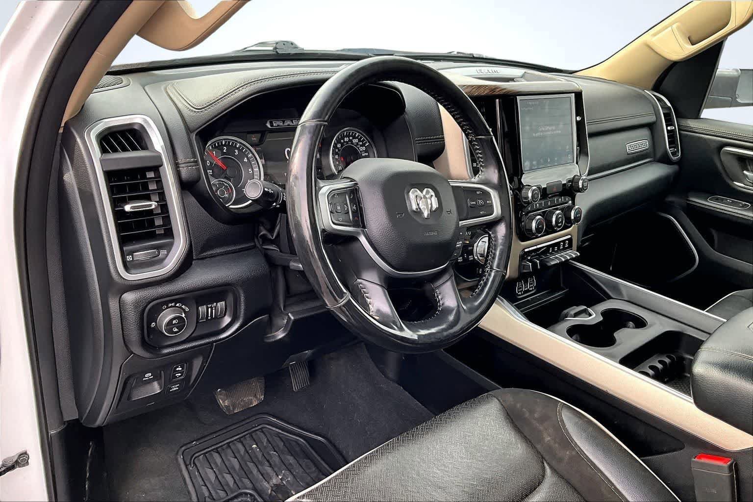 Used 2020 RAM 1500 Laramie image 2