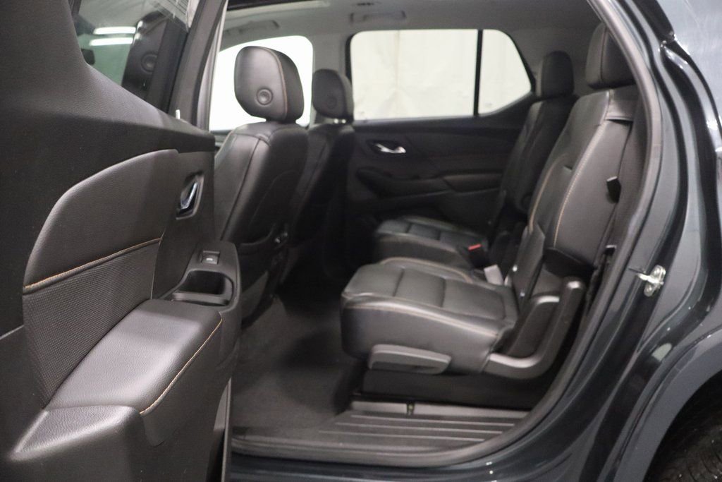 Used 2019 Chevrolet Traverse Premier w/ Driver Confidence II Package FWD image 14