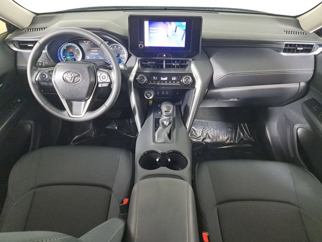 Used 2024 Toyota Venza LE image 16