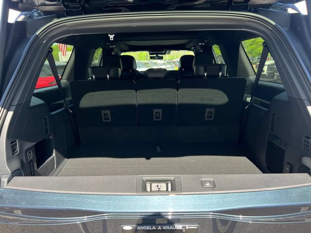 New 2026 Lincoln Navigator L Reserve w/ Jet Appearance Package AWD/4WD image 14