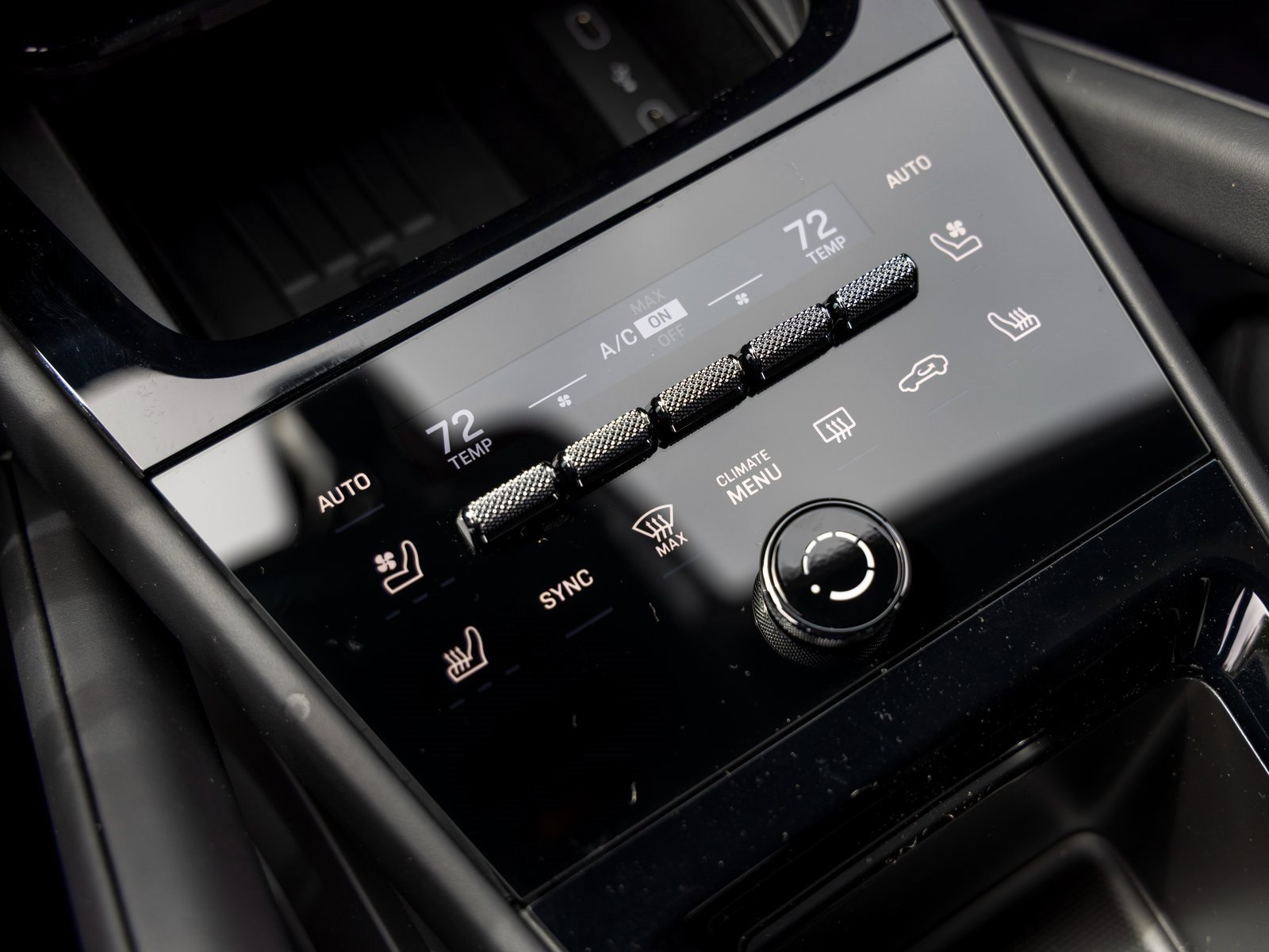 New 2026 Porsche Cayenne Coupe image 33