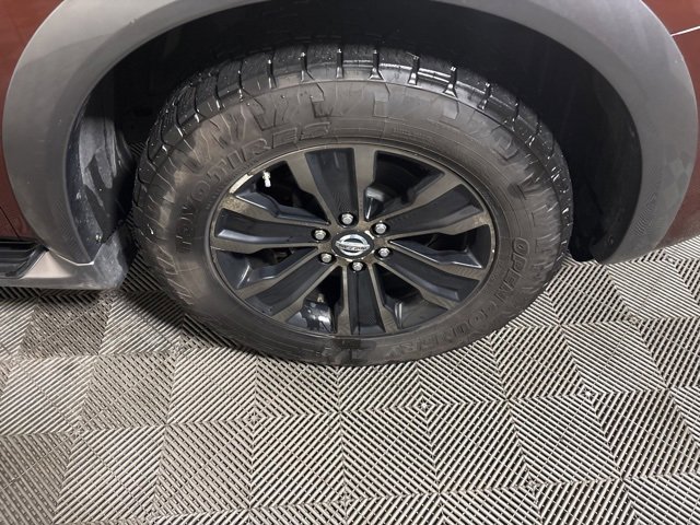 Used 2017 Nissan Armada Platinum w/ Interior Lighting Package image 53