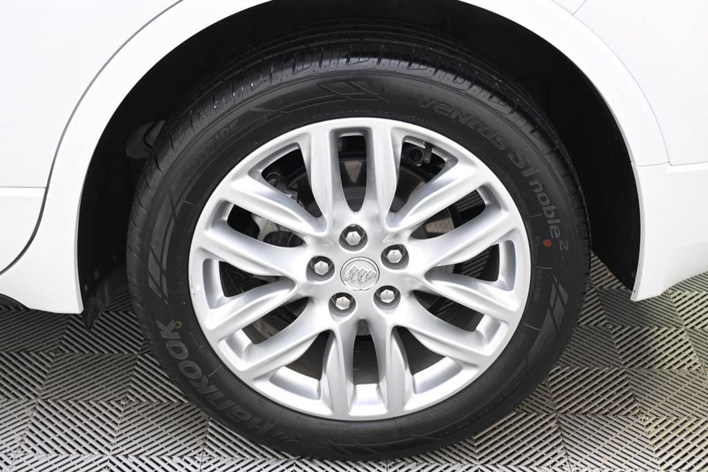 Used 2020 Buick Envision Premium w/ Driver Confidence Package AWD/4WD image 20