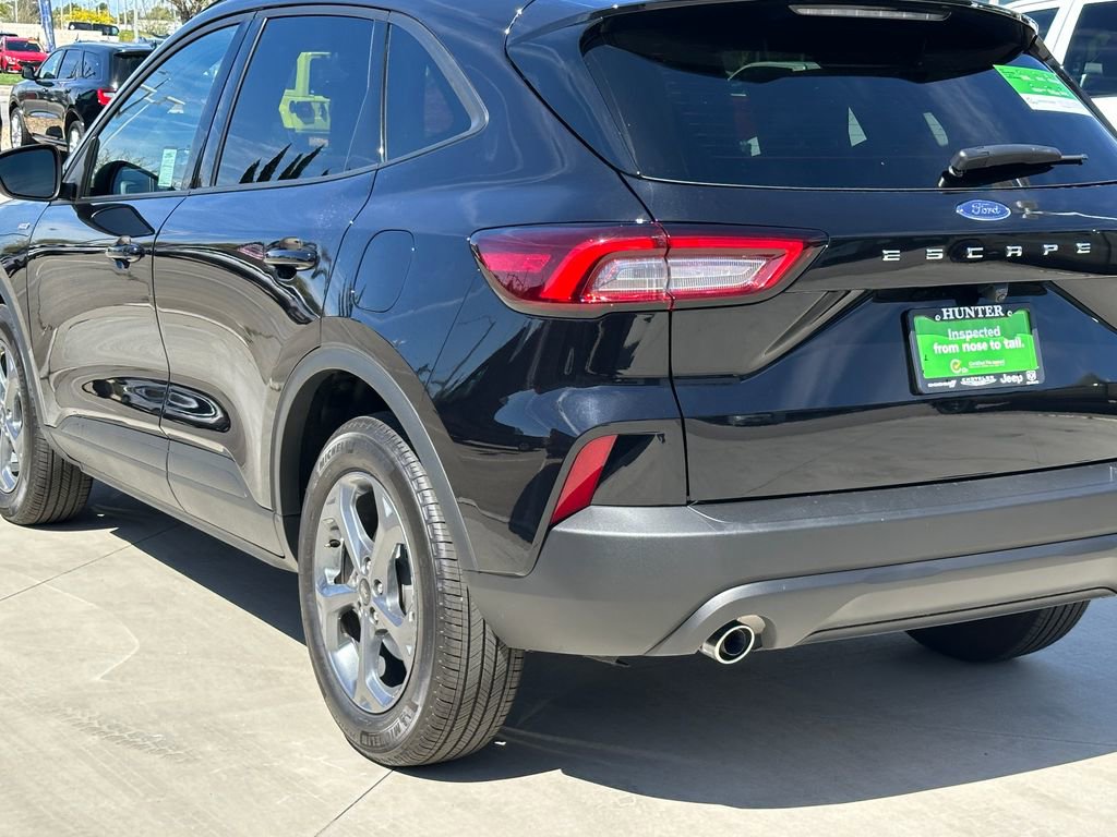 Used 2025 Ford Escape ST-Line image 5