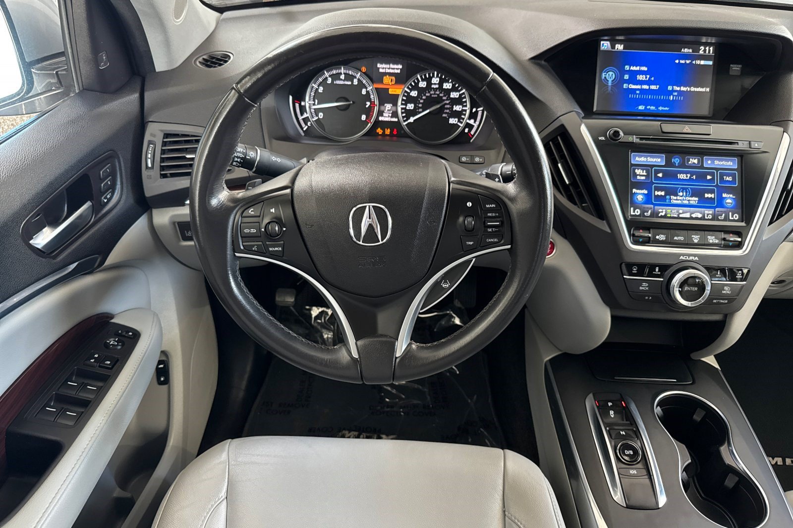 Used 2016 Acura MDX w/ Technology Package AWD/4WD image 18
