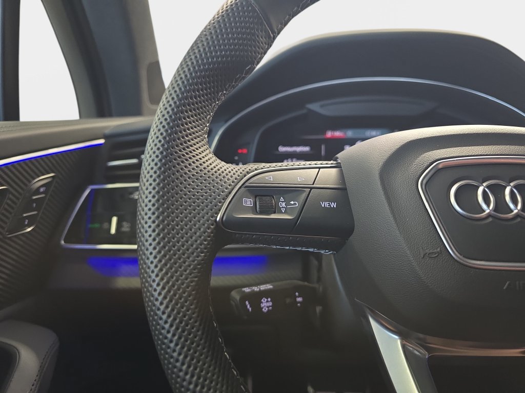 Used 2026 Audi SQ7 Prestige AWD/4WD image 21