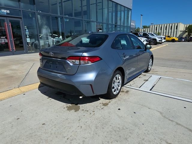 Used 2024 Toyota Corolla LE image 4