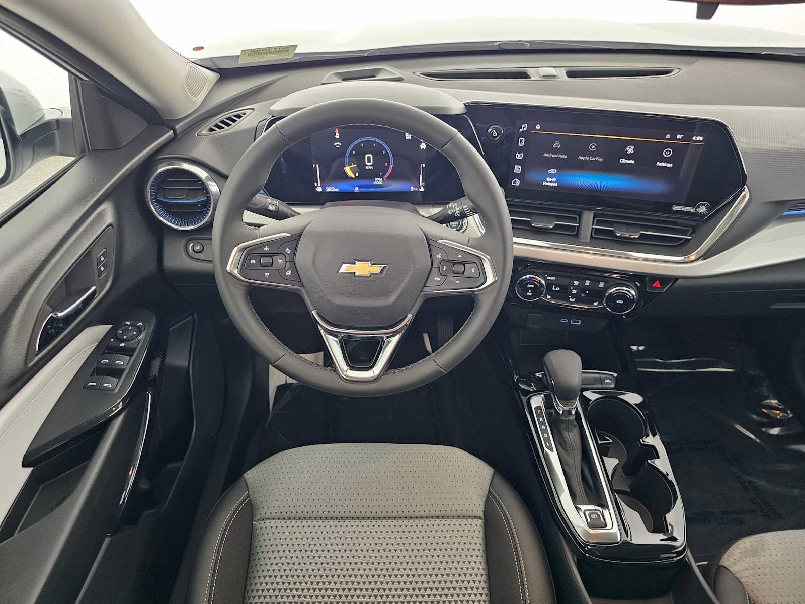 New 2026 Chevrolet Trax LT w/ Driver Confidence Package FWD image 18